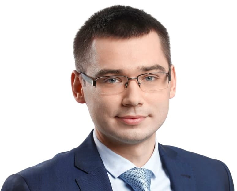 Антон Плохов